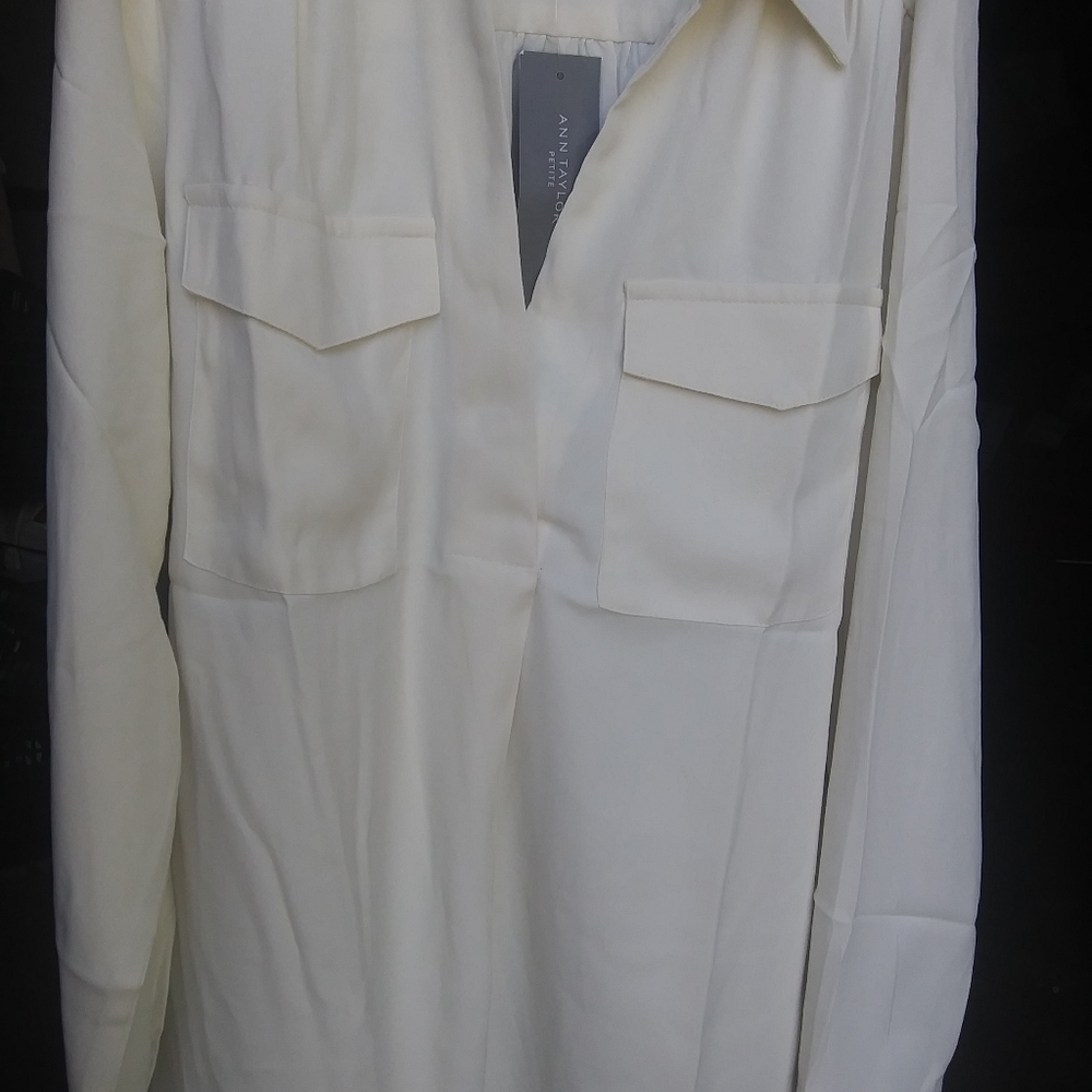 ANN TAYLOR CAMP CARRYOVER BLOUSE